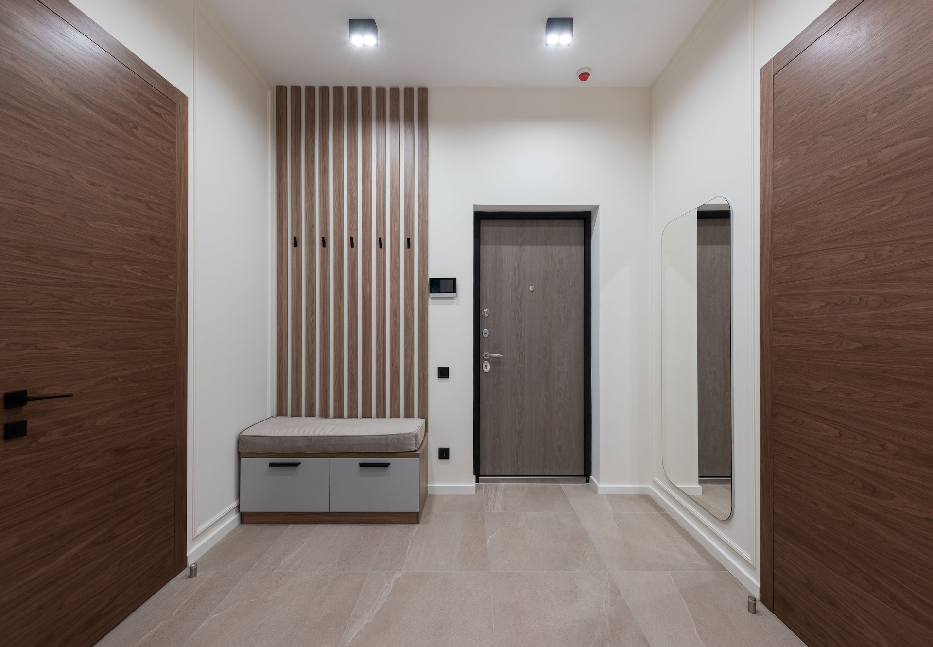 Wewnątrz, Projektowanie wnętrz, Panele drewniane, Lampa